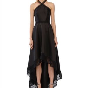 Monique Lhuillier Dress